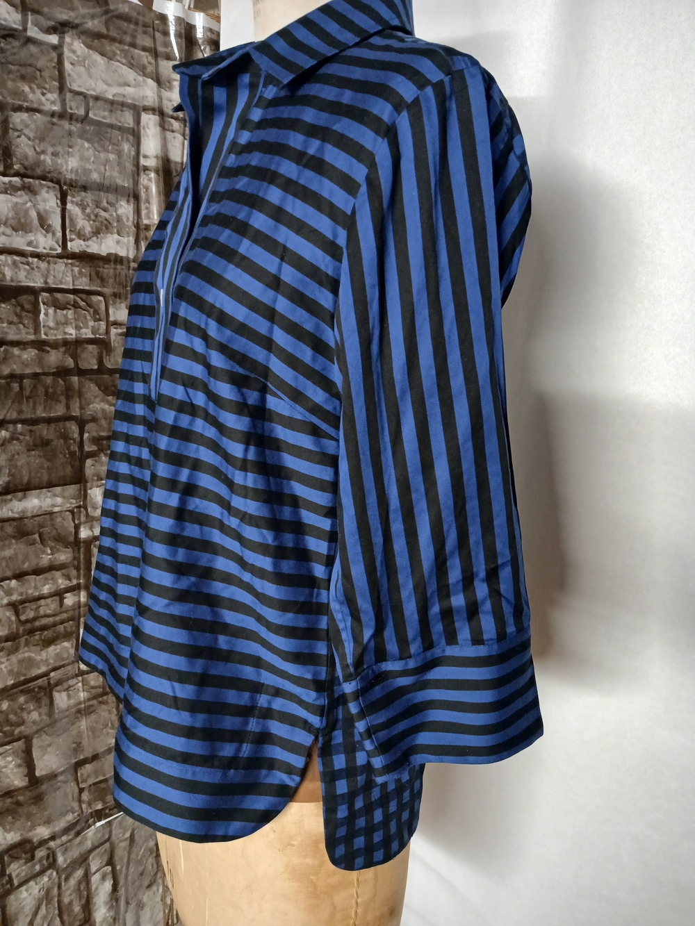 Hinson  Wu Striped Blue and Black Collared Women's Top - Picture 4 of 10